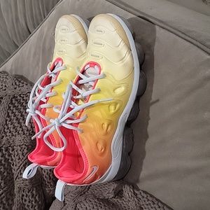 Nike vapormaw plus sunshine womens 8.5